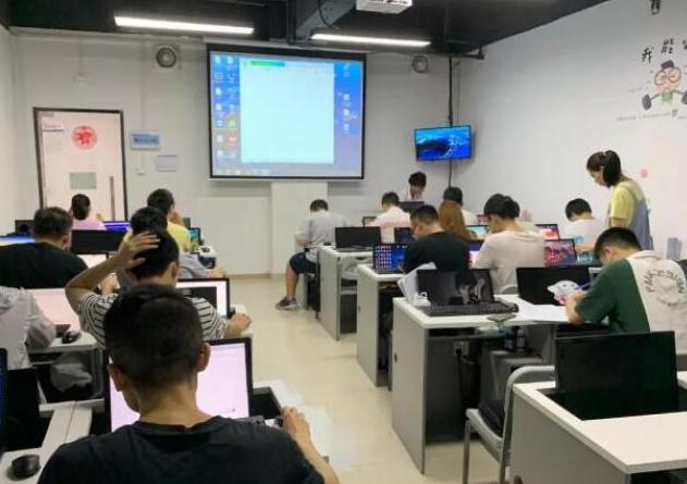 南宁达内：月薪低不是很打紧，主要点还是这个